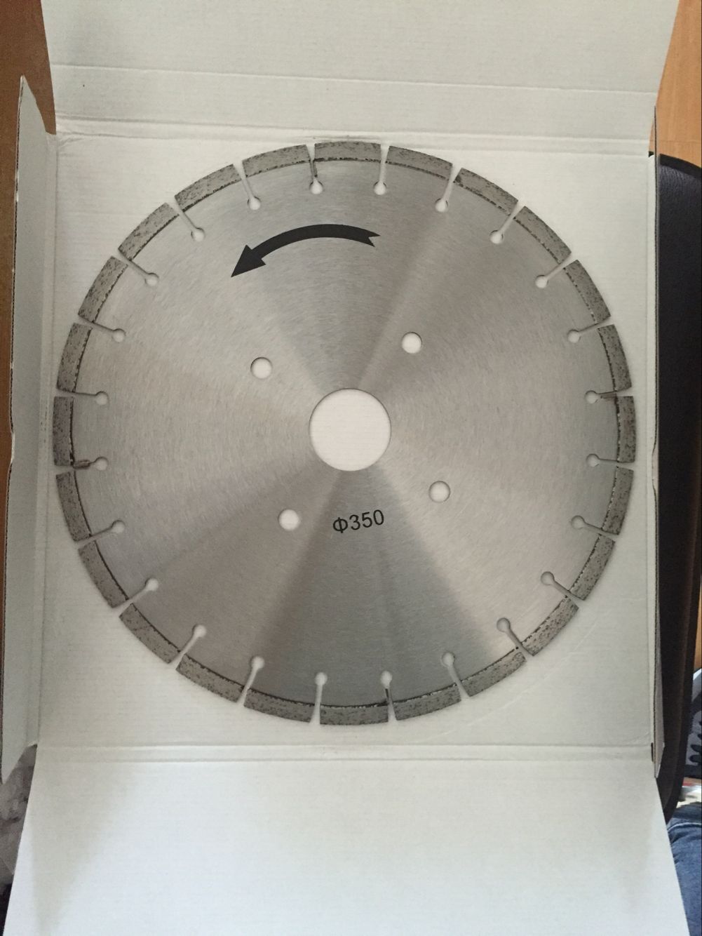 laser welded diamond saw blades2.jpg
